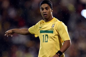 KAIYUN 中国大陆-法甲中场狂欢：传球、突破、射门的精彩表现，法甲中场狂欢_传球,突破,射门的精彩表现是什么