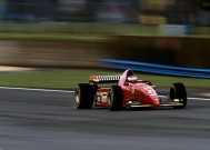 开云官方网页登录-谷爱凌首次尝试冰壶运动乐在其中，谷爱凌2020比赛滑雪视频