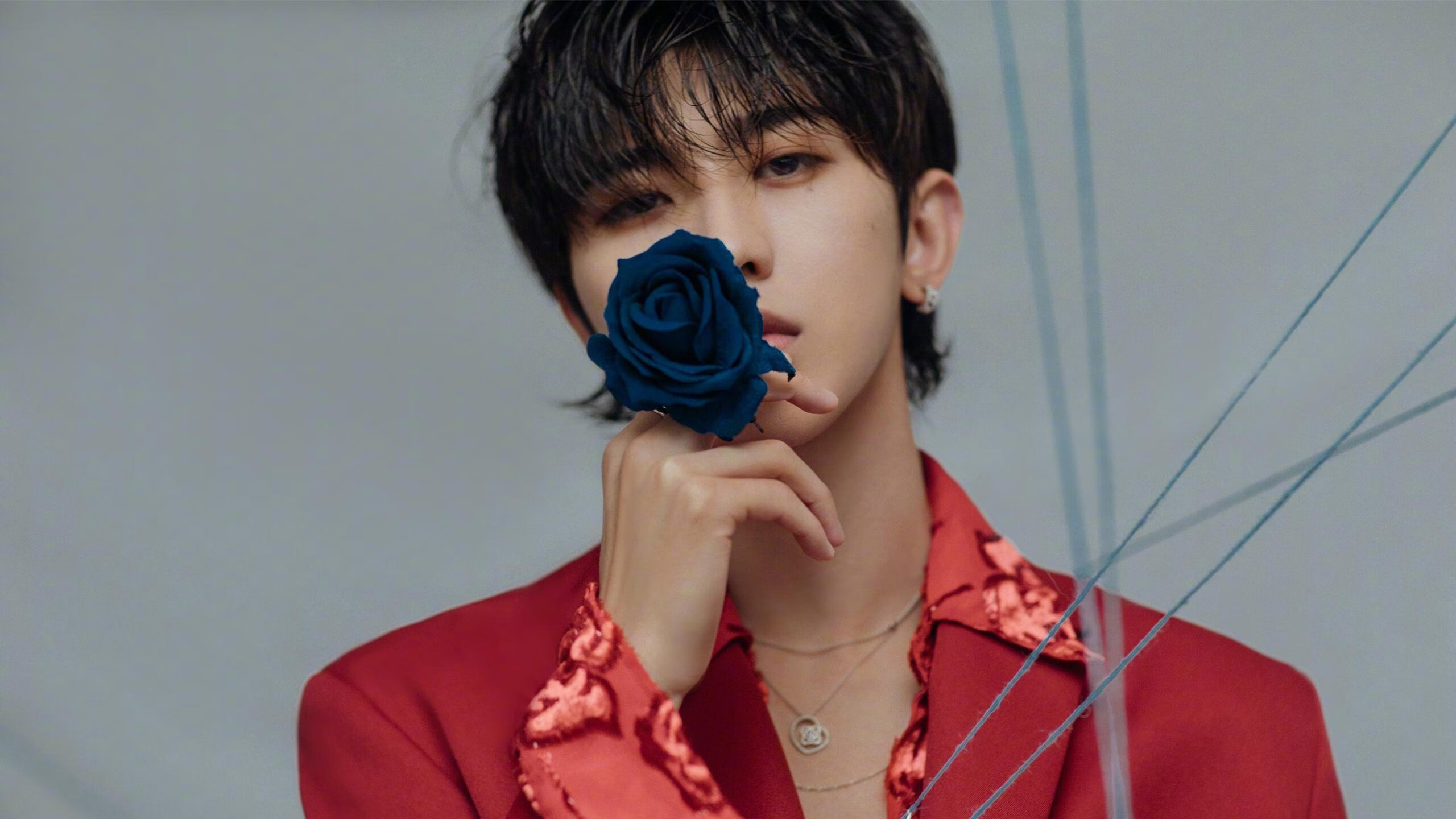 约基奇数据炸裂掘金轻取篮网,掘金官推晒约基奇训练照_控球中锋