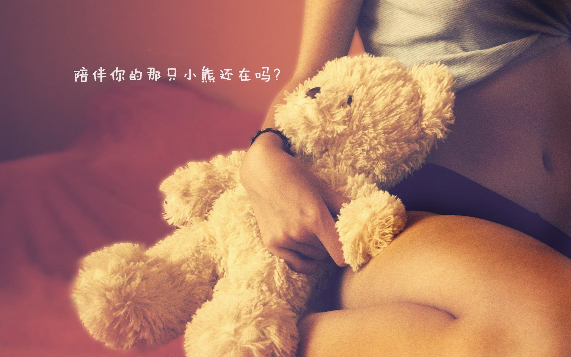 青岛男篮球员训练积极投入，青岛男子篮球队