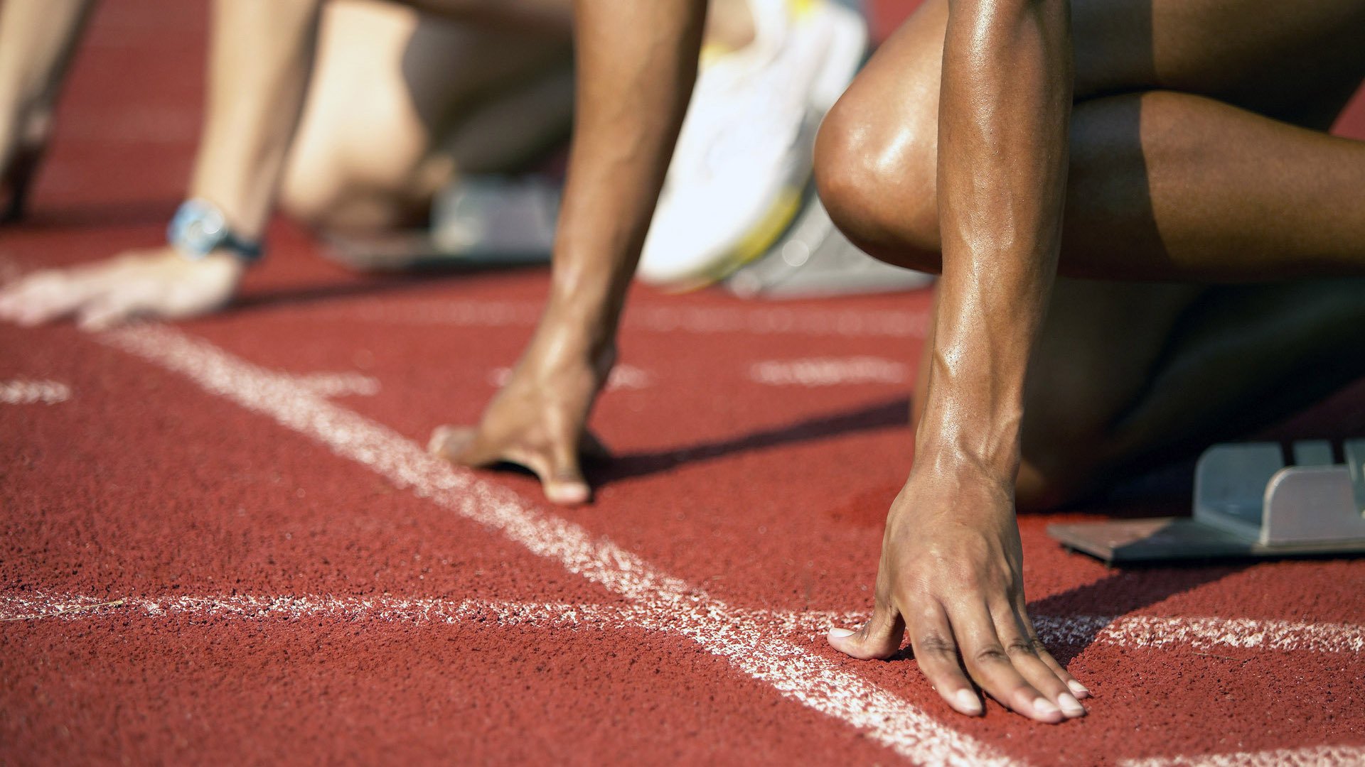 花样游泳锦标赛：水上芭蕾的唯美演绎，水上花式游泳鉴赏
